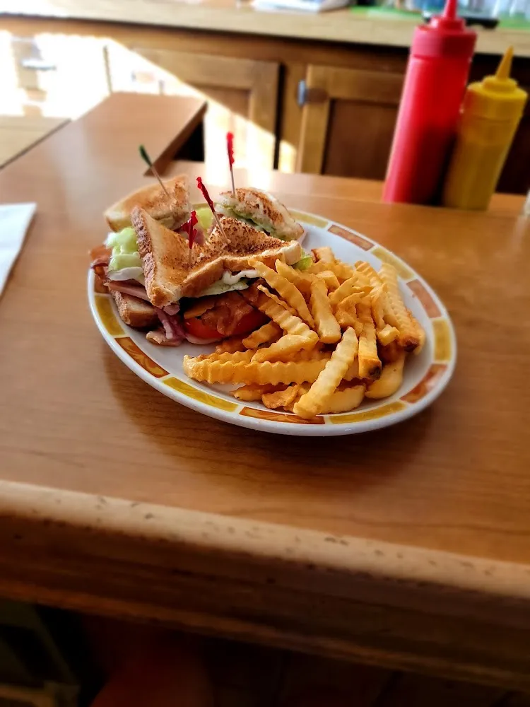 Country Club and Fries
